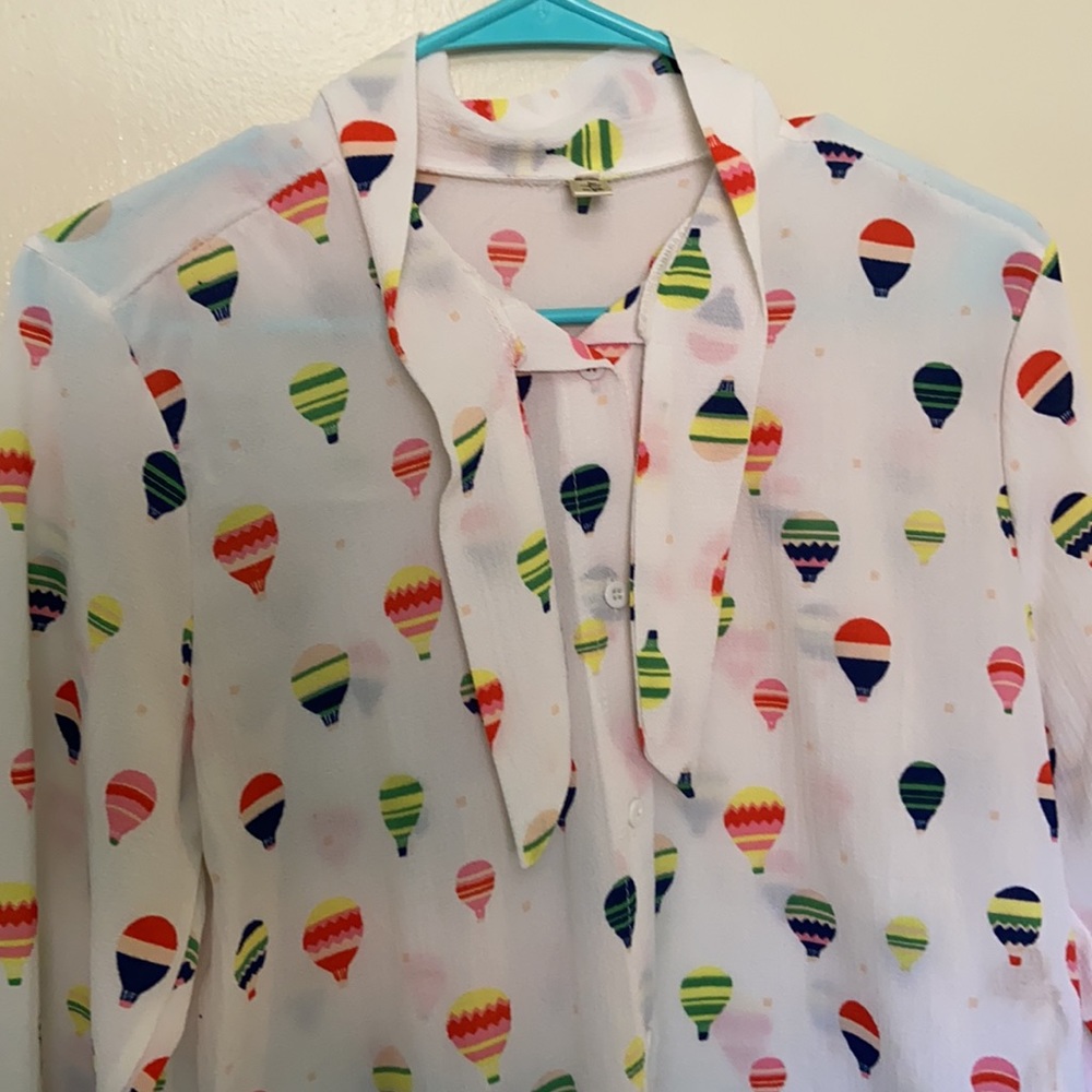 Cute Hot air balloon top, XL, small mark